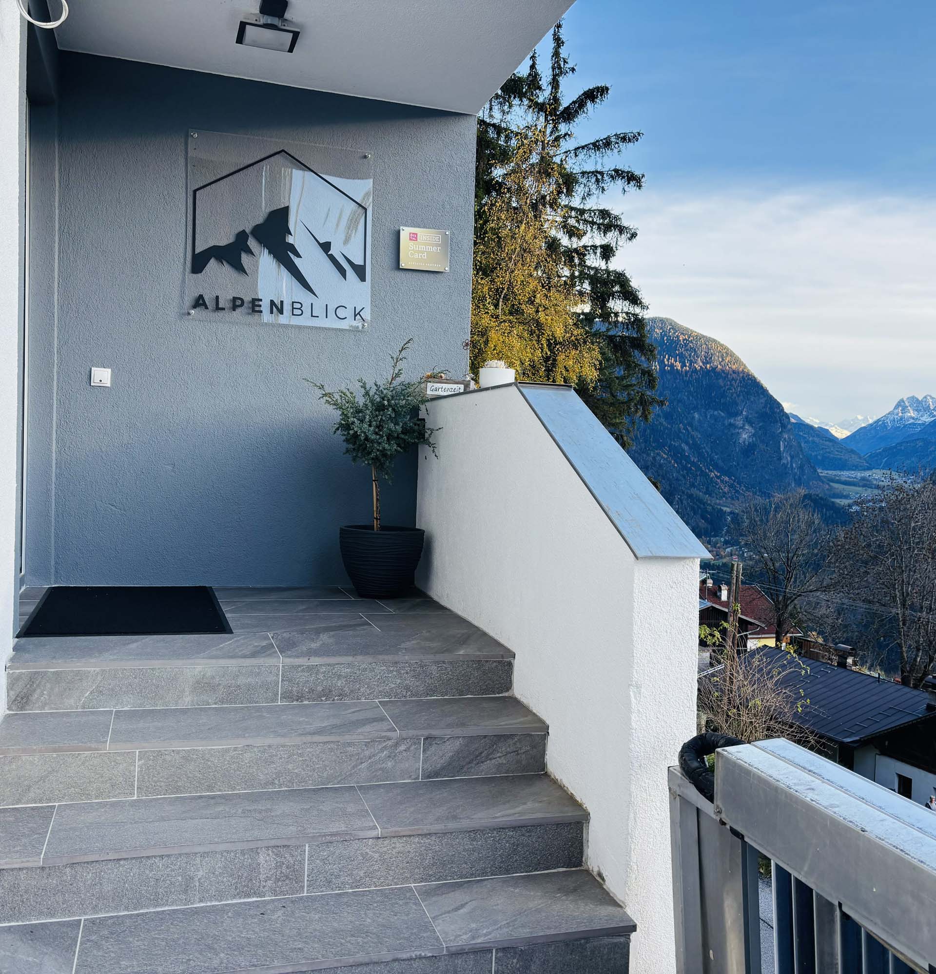 Eingang Appartement Alpenblick